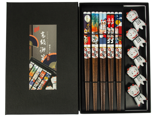 Chopsticks with Lucky Cats