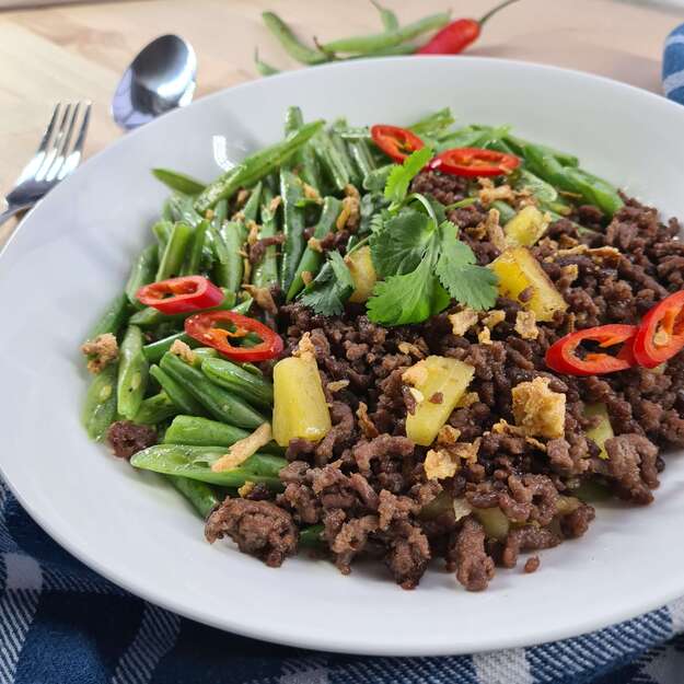 Beef and bean stir fry